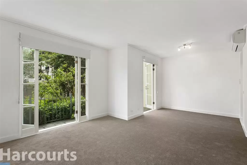 51/211 Wellington Parade South, East Melbourne Leased by Harcourts Melbourne City - image 2