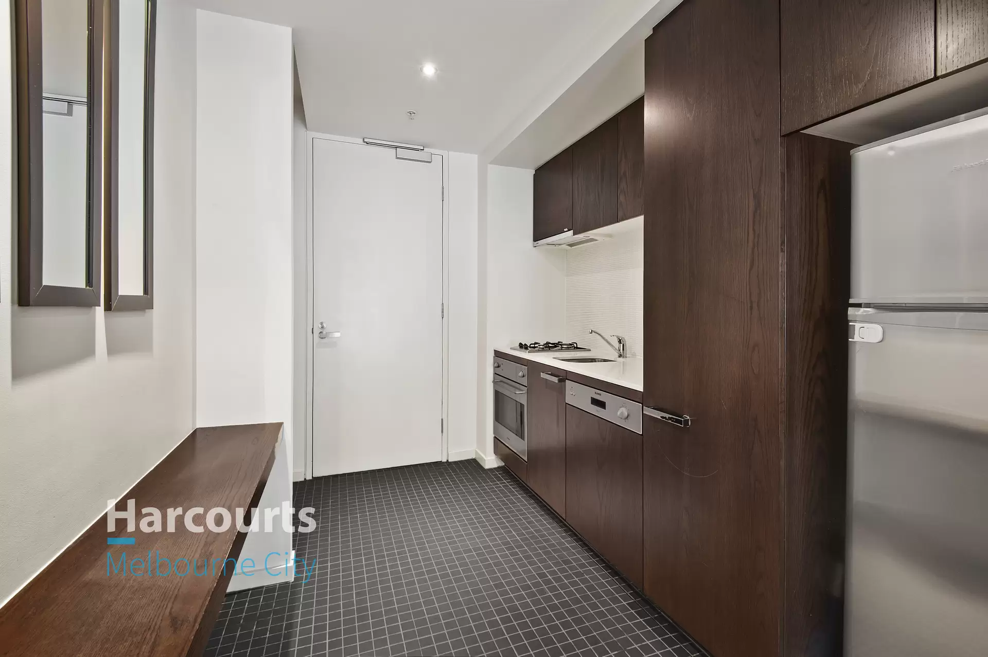 205V/162 Albert Street, East Melbourne Leased by Harcourts Melbourne City - image 1