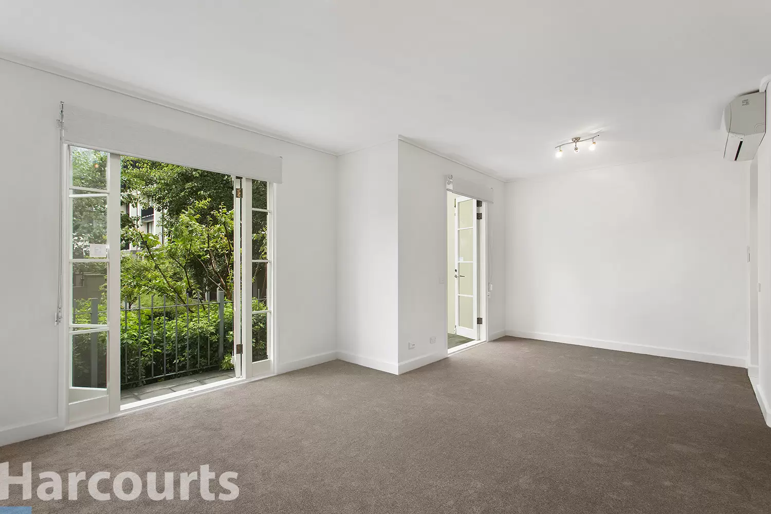 51/211 Wellington Parade South, East Melbourne Leased by Harcourts Melbourne City - image 3