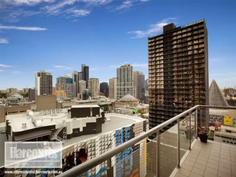 2111/87 Franklin Street, Melbourne Sold by Harcourts Melbourne City - image 4