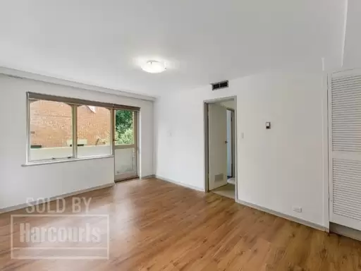 4/96 Flemington Road, Parkville Sold by Harcourts Melbourne City