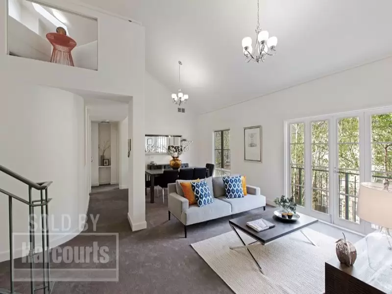 36/201 Wellington Parade South, East Melbourne Sold by Harcourts Melbourne City - image 1