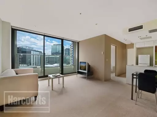 1207/100 Harbour Esplanade, Docklands Sold by Harcourts Melbourne City