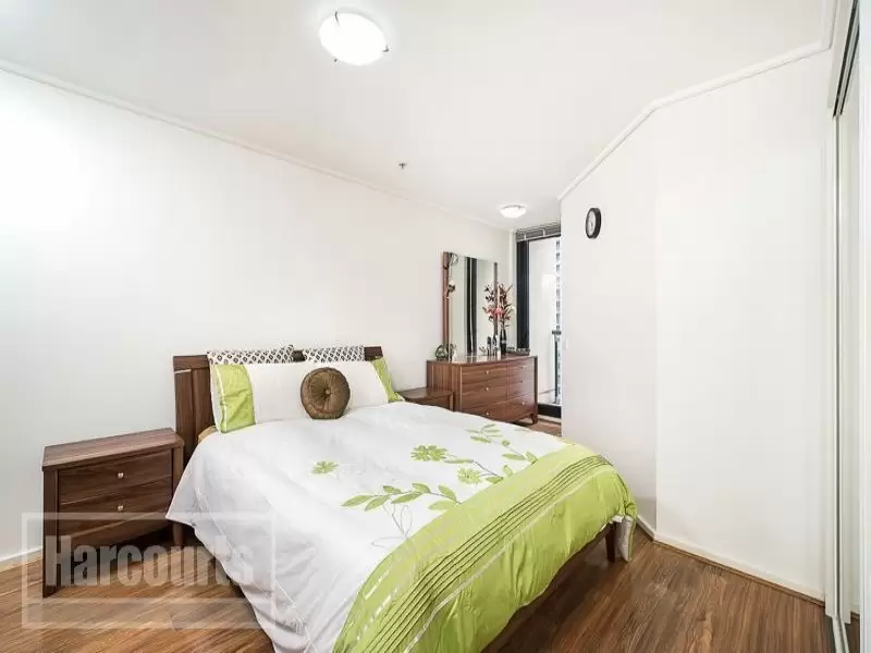 2308/668 Bourke Street, Melbourne Sold by Harcourts Melbourne City - image 3