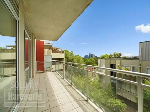 35/30 Chetwynd Street, West Melbourne Sold by Harcourts Melbourne City