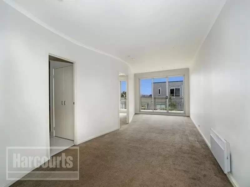 35/30 Chetwynd Street, West Melbourne Sold by Harcourts Melbourne City - image 3