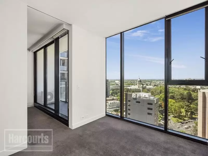 2012/33 Mackenzie Street, Melbourne Sold by Harcourts Melbourne City - image 2