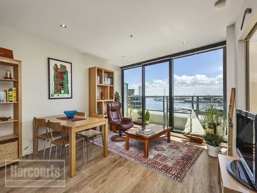 1210/100 Harbour Esplanade, Docklands Sold by Harcourts Melbourne City