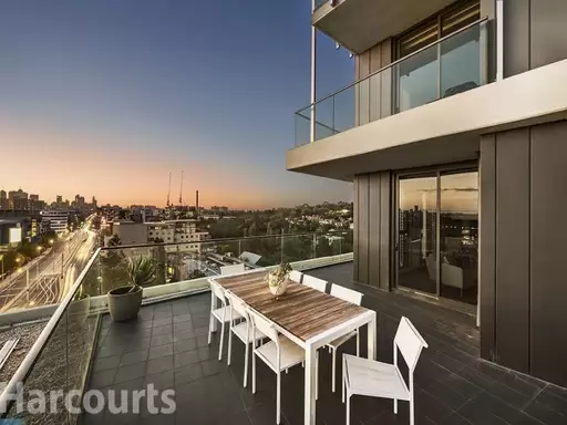 805/1 Acacia Place, Abbotsford Sold by Harcourts Melbourne City