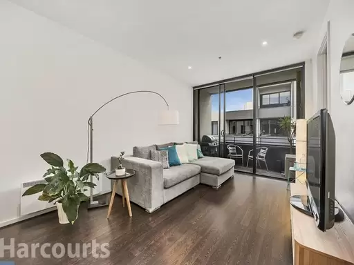 507/52 Nott Street, Port Melbourne Sold by Harcourts Melbourne City