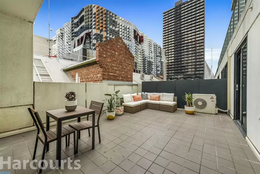 417/87 Franklin Street, Melbourne Sold by Harcourts Melbourne City - image 2