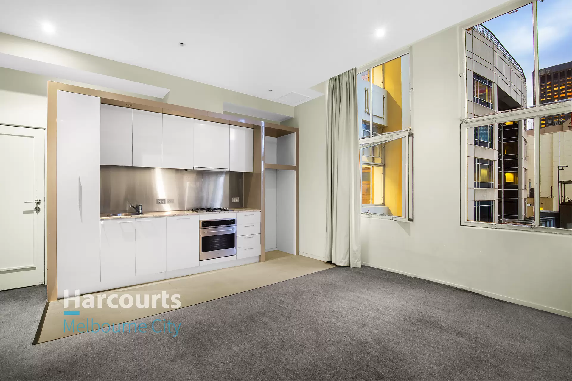 707/115 Swanston Street, Melbourne Sold by Harcourts Melbourne City - image 1