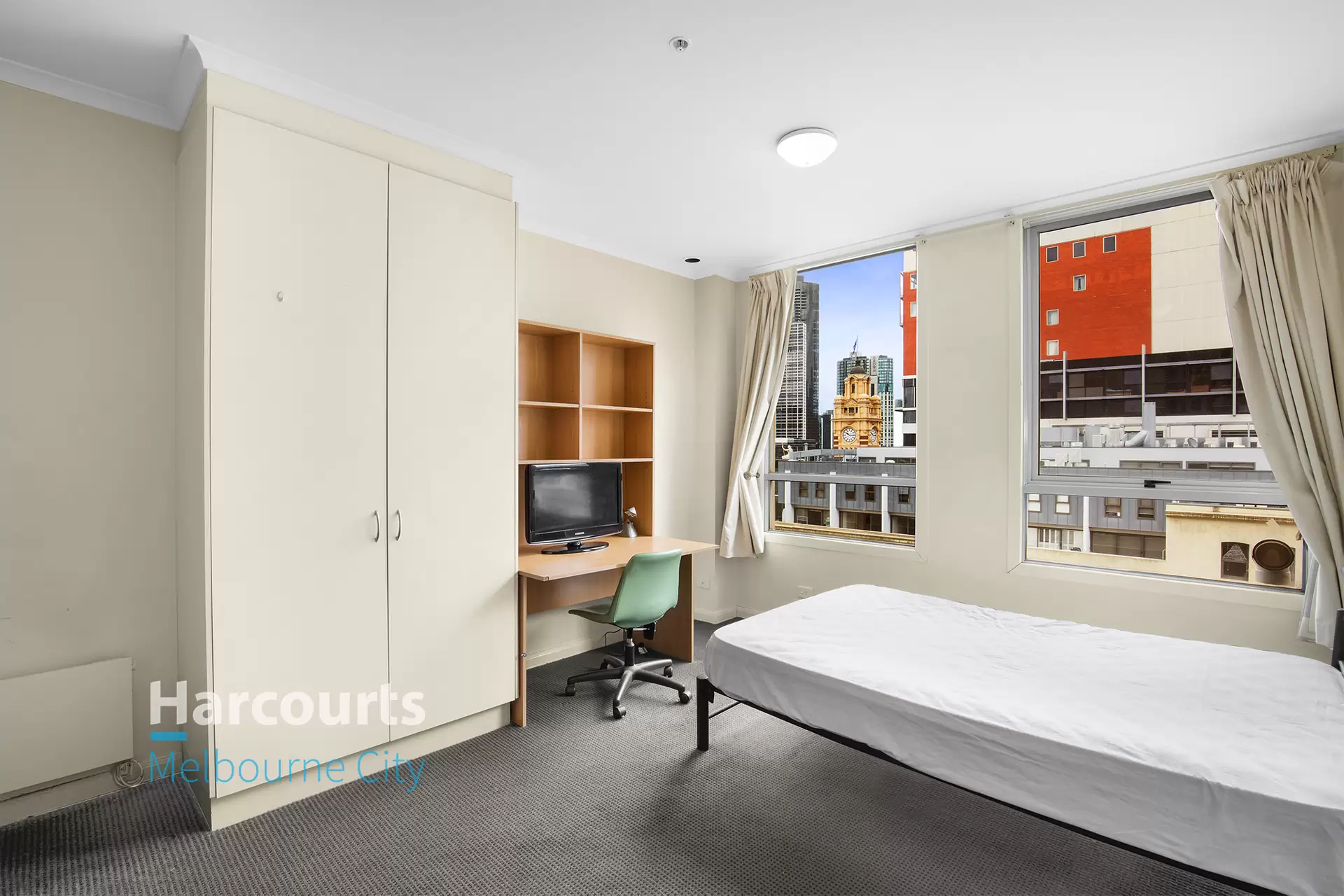 818/238 Flinders Street, Melbourne Sold by Harcourts Melbourne City - image 1