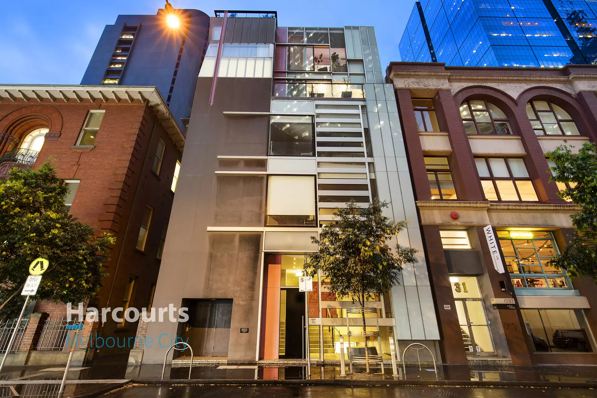 22/27 Flinders Lane, Melbourne Sold by Harcourts Melbourne City - image 1