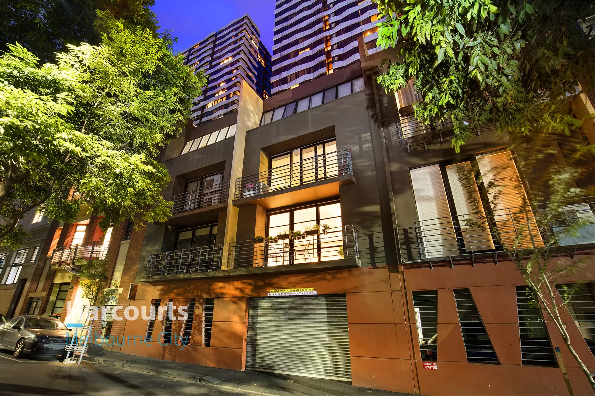 7/6 Anthony Street, Melbourne Sold by Harcourts Melbourne City - image 1