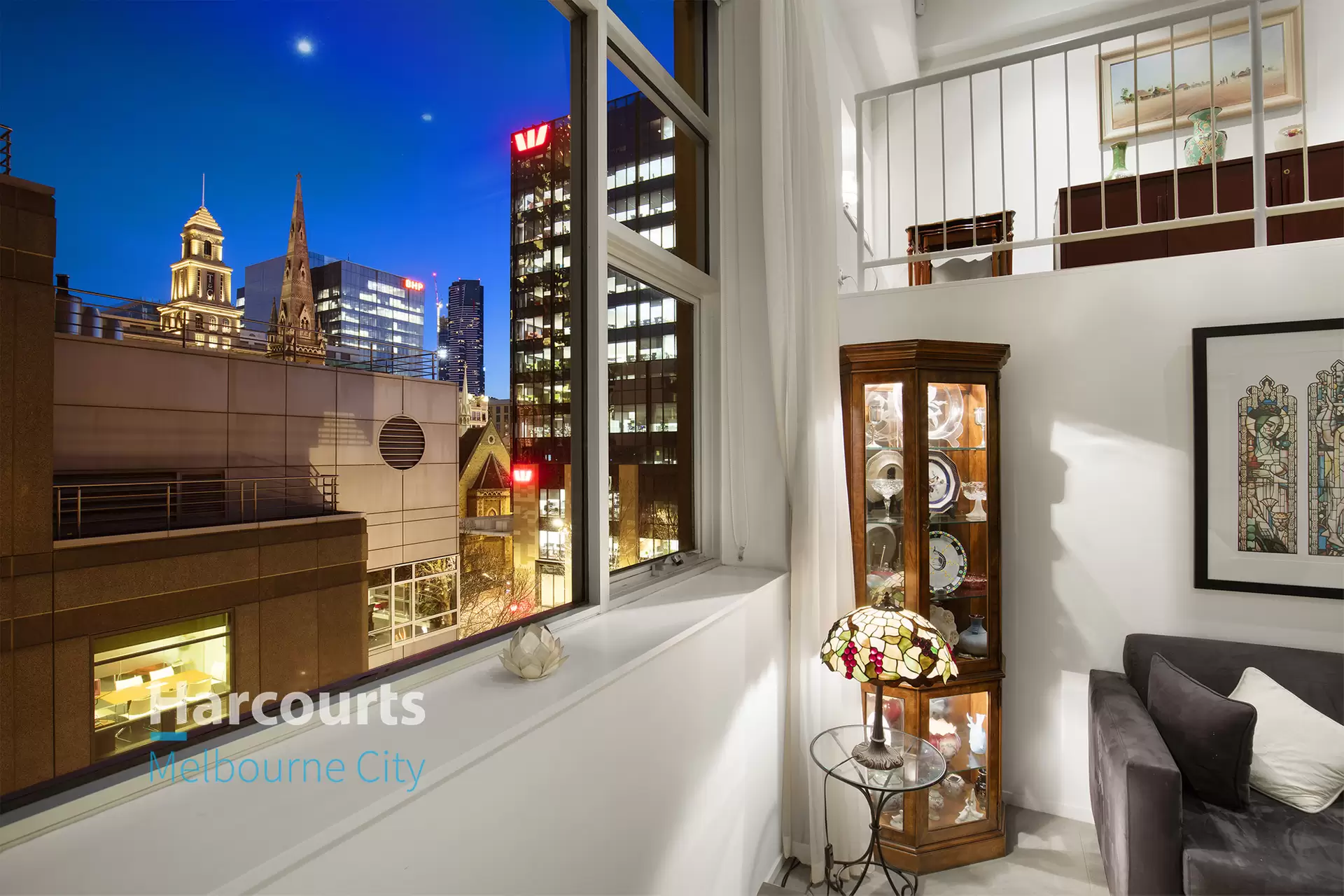 303/118 Russell Street, Melbourne Sold by Harcourts Melbourne City - image 1