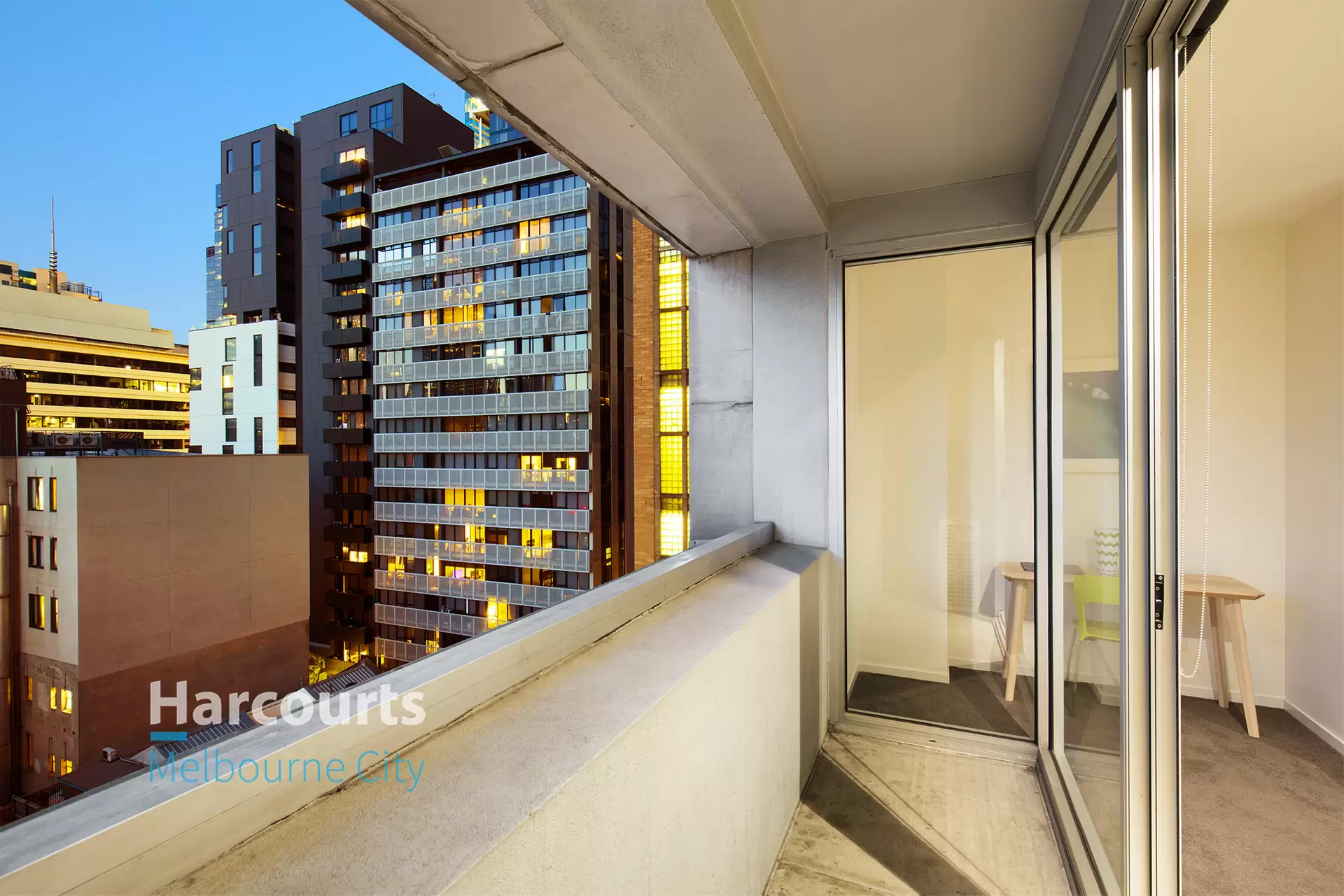 512/118 Russell Street, Melbourne Sold by Harcourts Melbourne City - image 1