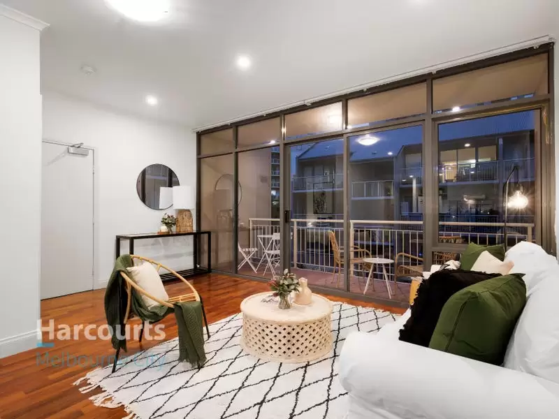 208/28 Little Lonsdale Street, Melbourne Sold by Harcourts Melbourne City - image 2