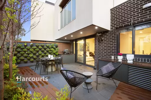 1/5A Winton Road, Malvern East Sold by Harcourts Melbourne City