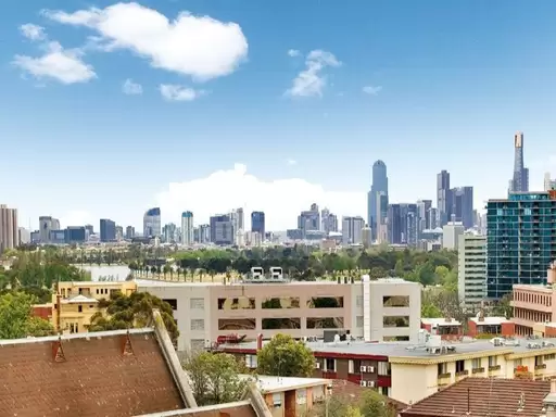 602/3-7A Alma Road, St Kilda Sold by Harcourts Melbourne City