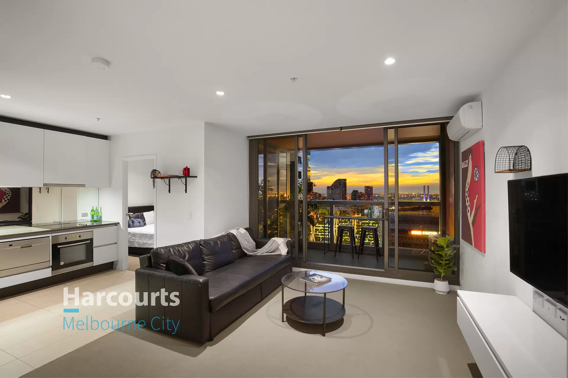 2810/639 Lonsdale Street, Melbourne Sold by Harcourts Melbourne City - image 1