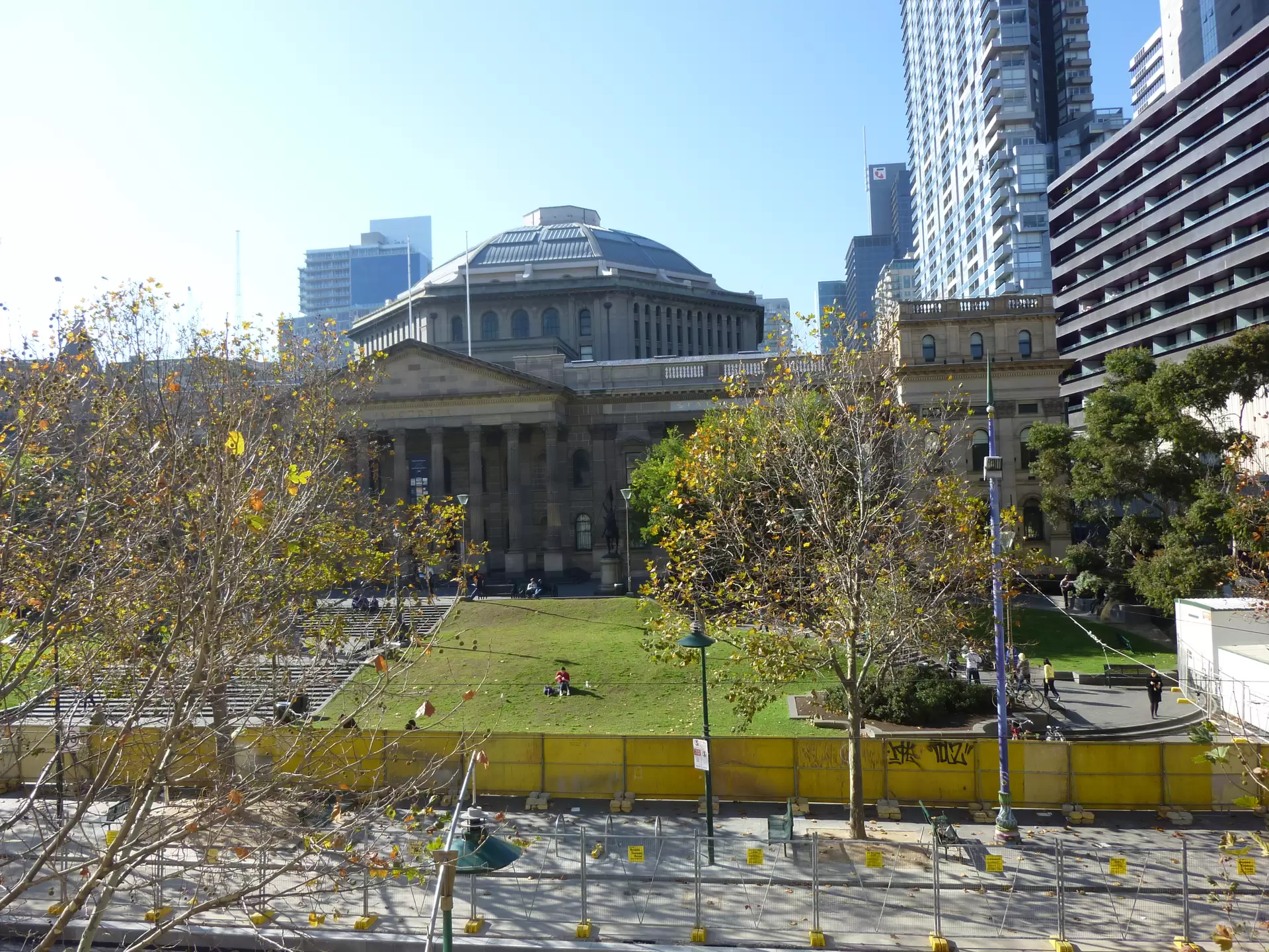 207/339 Swanston Street, Melbourne Leased by Harcourts Melbourne City - image 1