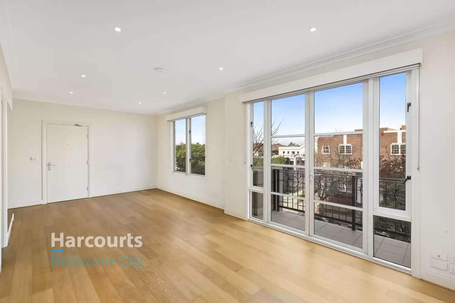 7/180 Albert Street, East Melbourne Leased by Harcourts Melbourne City - image 2