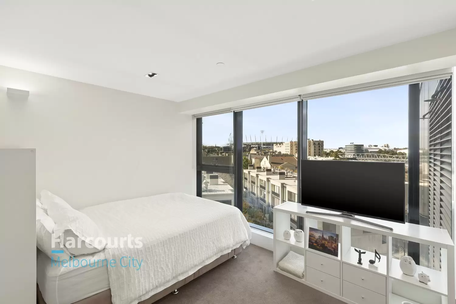 503/279 Wellington Parade South, East Melbourne Leased by Harcourts Melbourne City - image 2