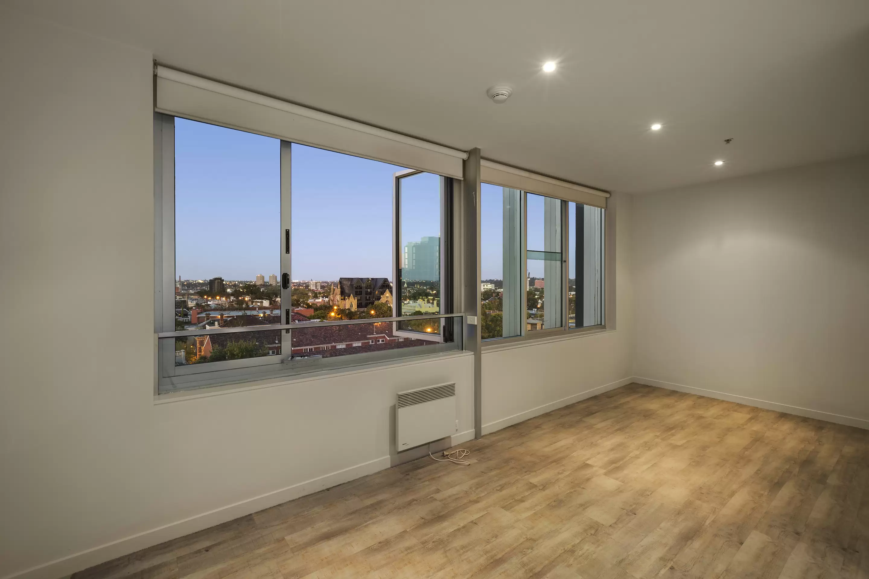 708/166 Wellington Parade, East Melbourne Leased by Harcourts Melbourne City - image 2