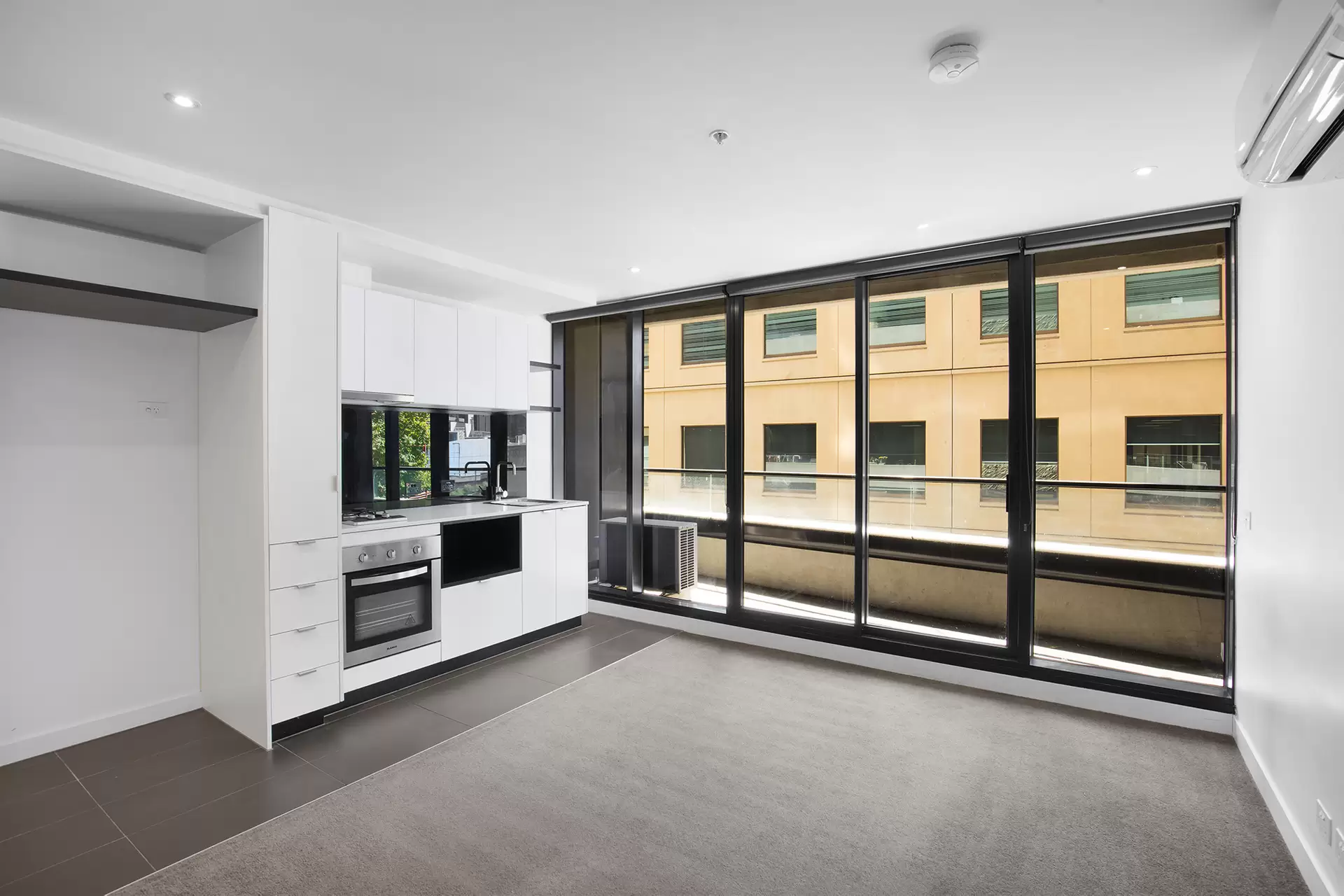 404/7 Katherine Place, Melbourne Leased by Harcourts Melbourne City - image 1