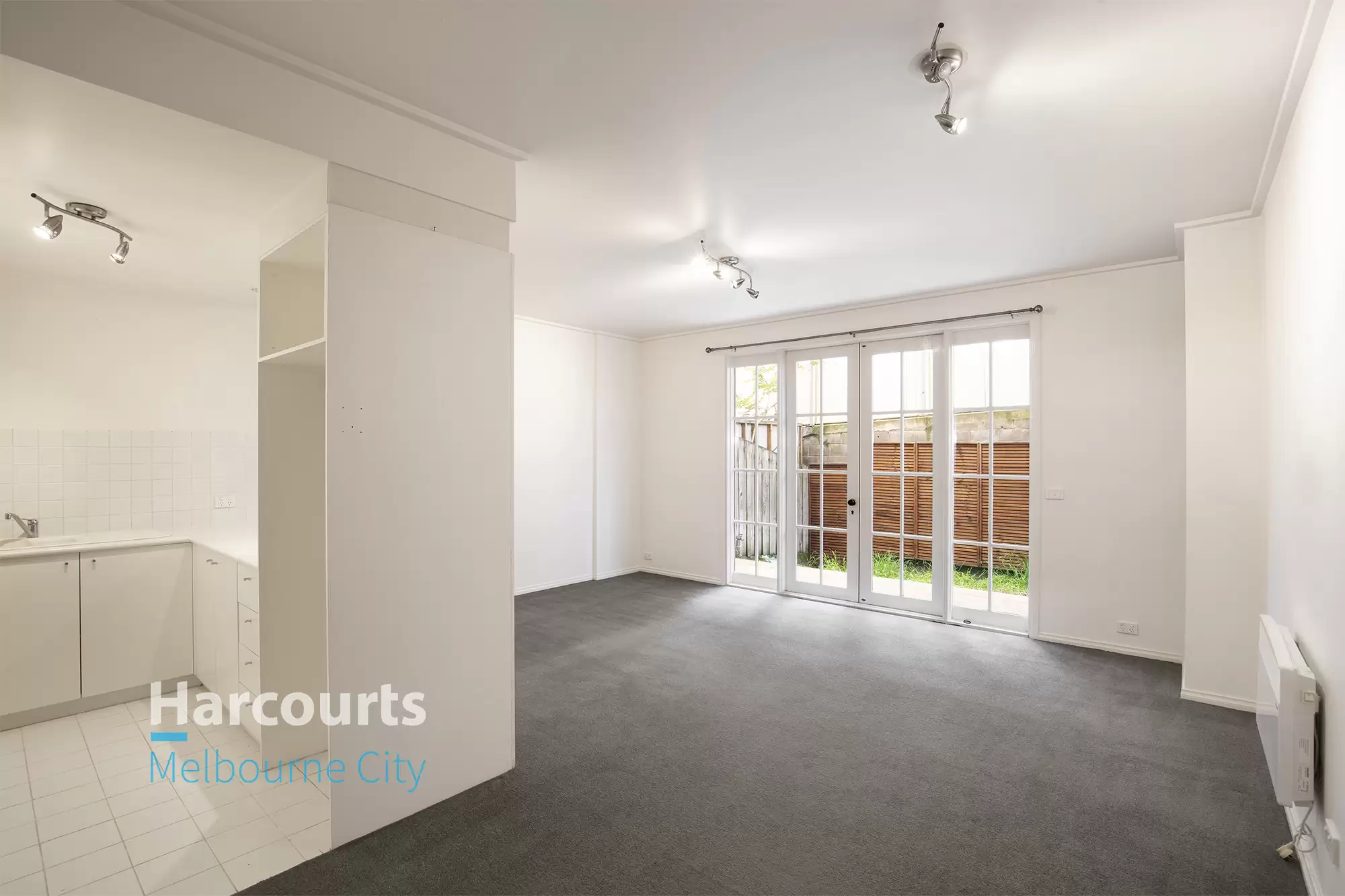 14/151 Fitzroy Street, St Kilda Leased by Harcourts Melbourne City - image 2