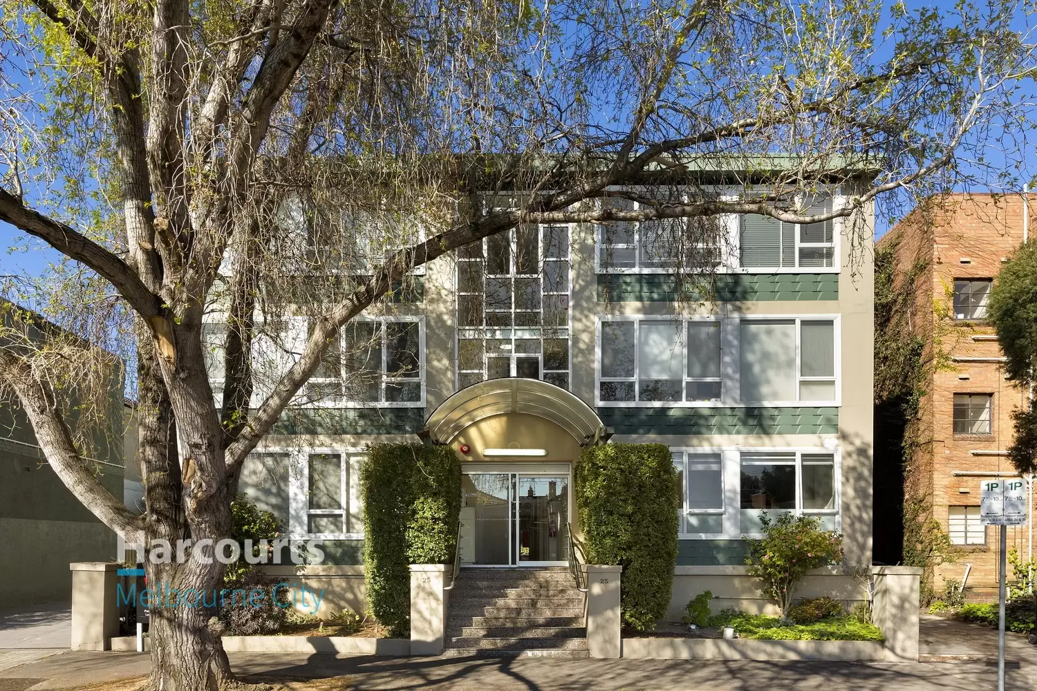 211/25 Hotham Street, East Melbourne Leased by Harcourts Melbourne City - image 1