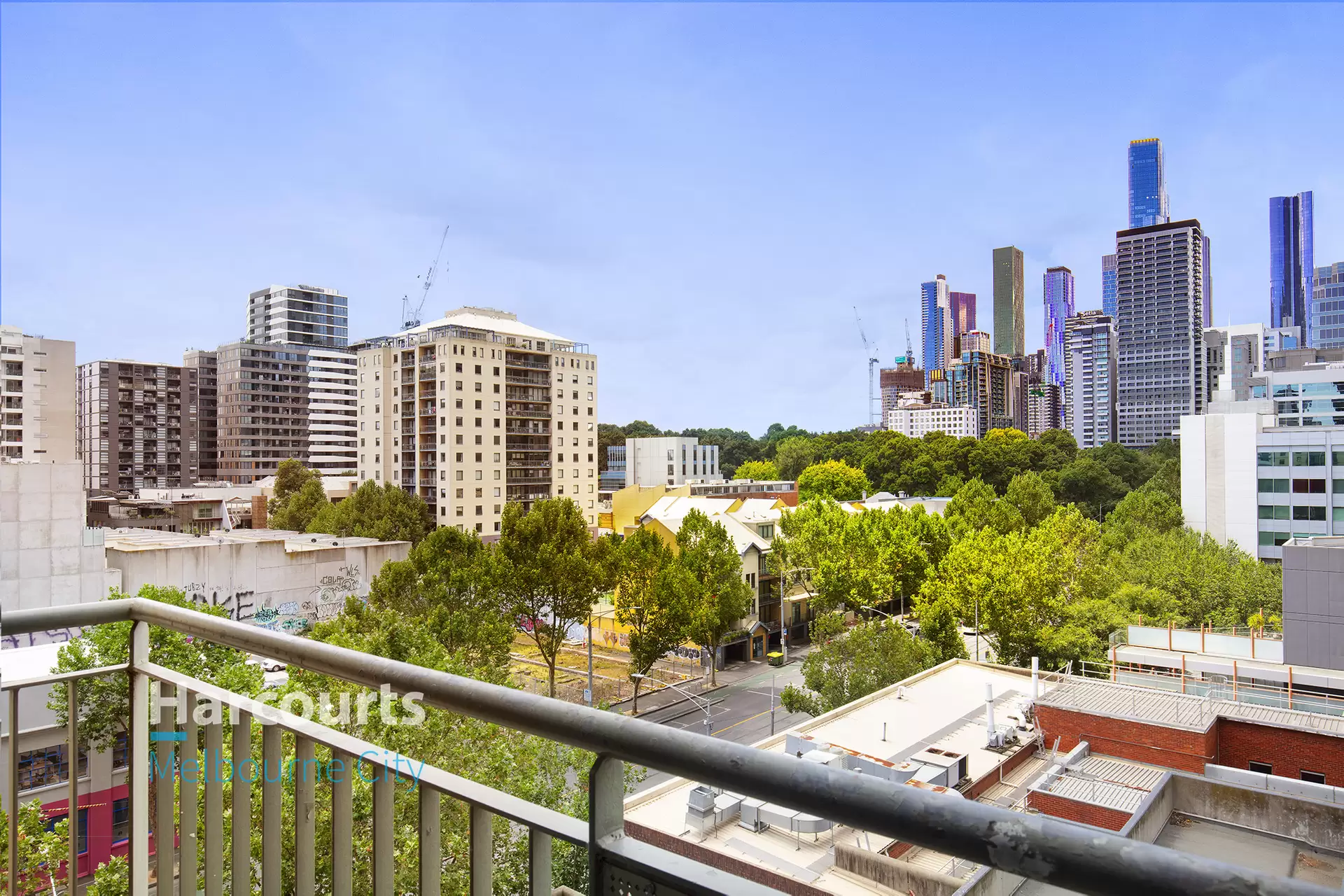 813/585 La Trobe Street, Melbourne Leased by Harcourts Melbourne City - image 1