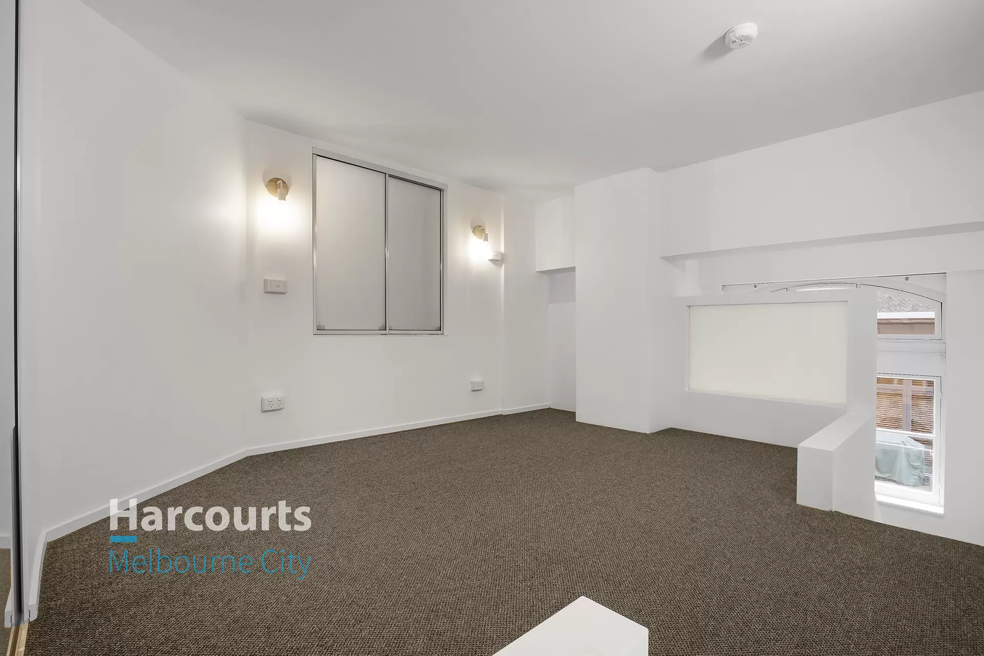 18/30 Russell Street, Melbourne Leased by Harcourts Melbourne City - image 1