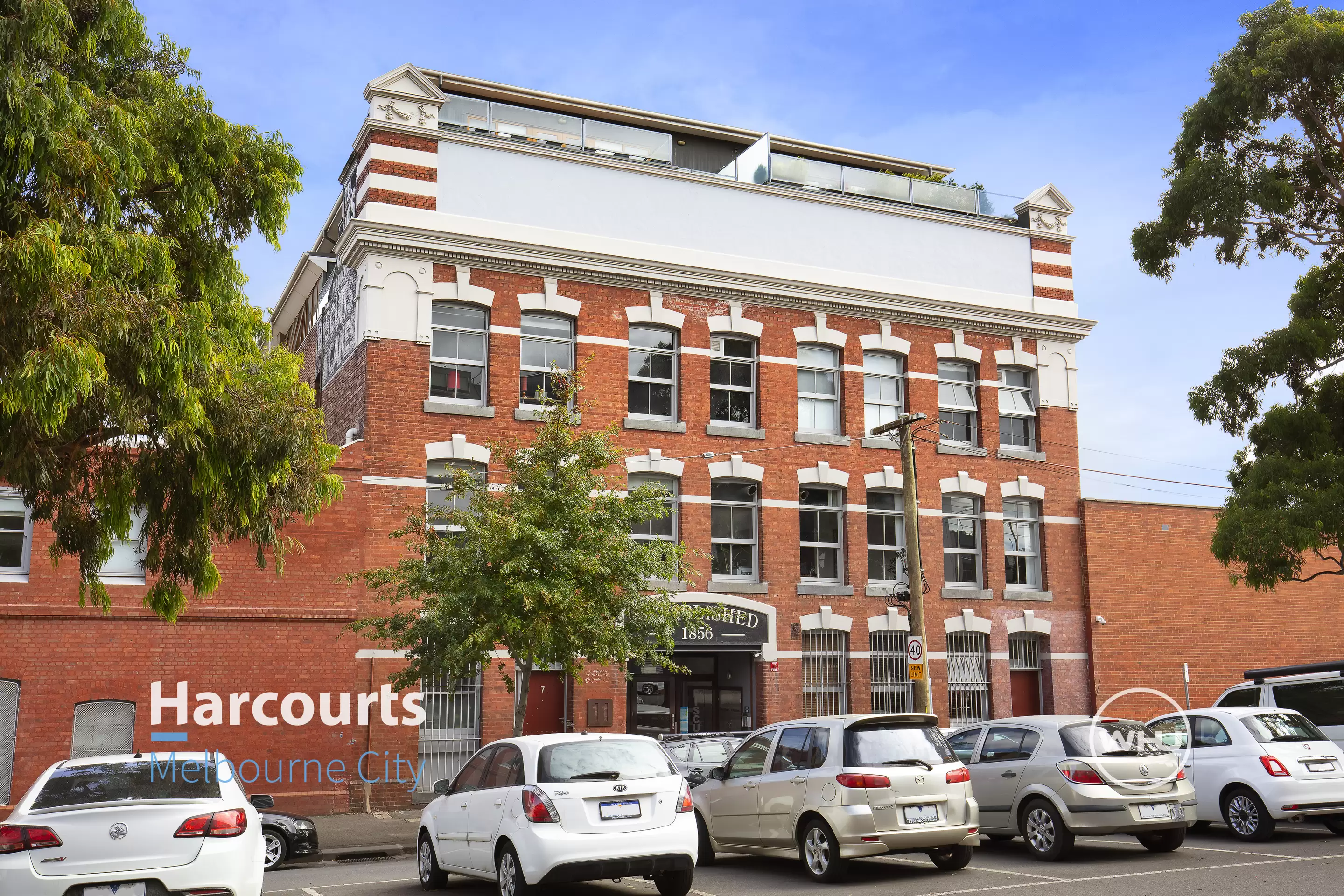 11/11 Anderson Street, West Melbourne Sold by Harcourts Melbourne City - image 1