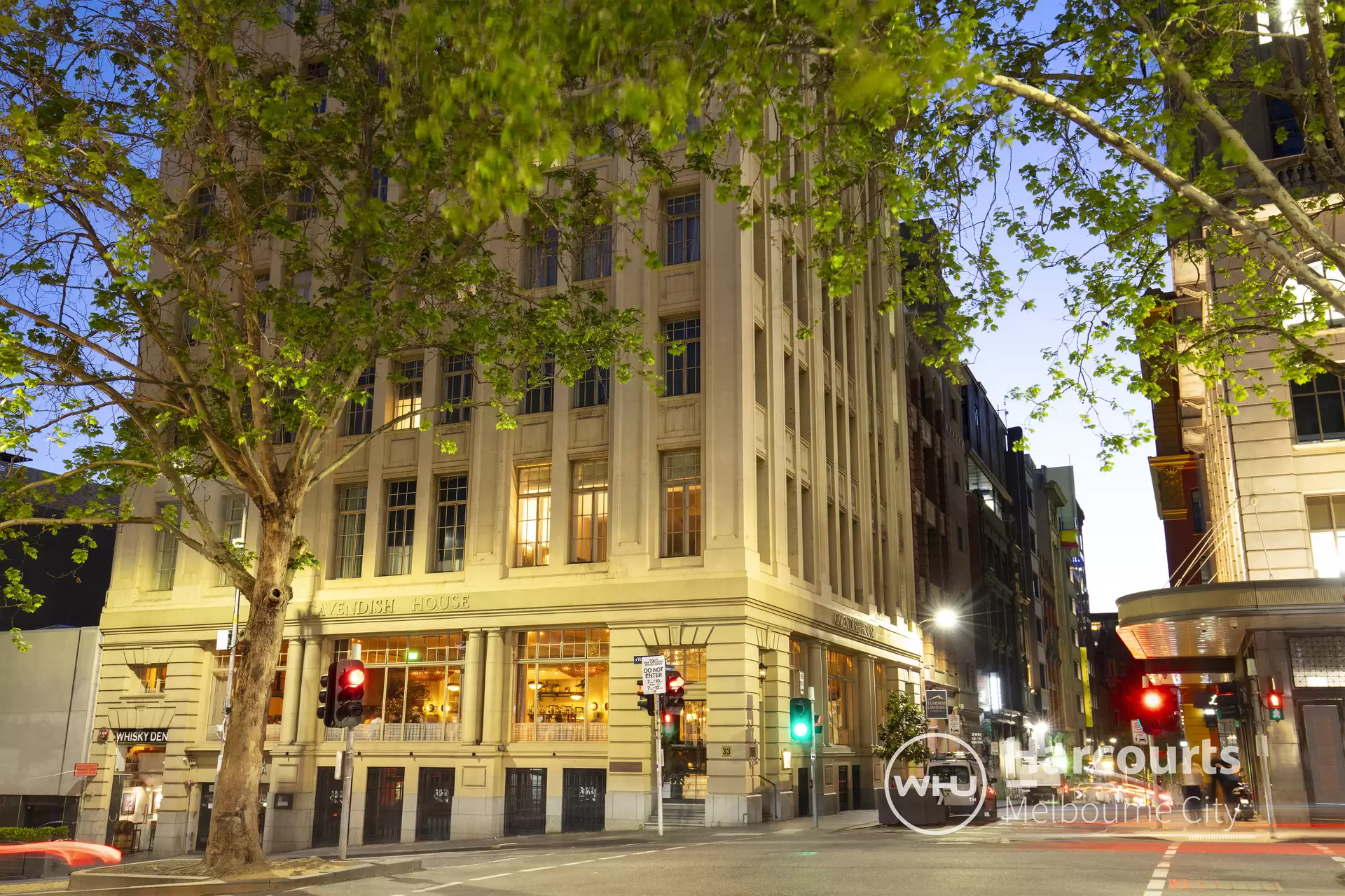 7B/27 Russell Street, Melbourne Sold by Harcourts Melbourne City - image 1