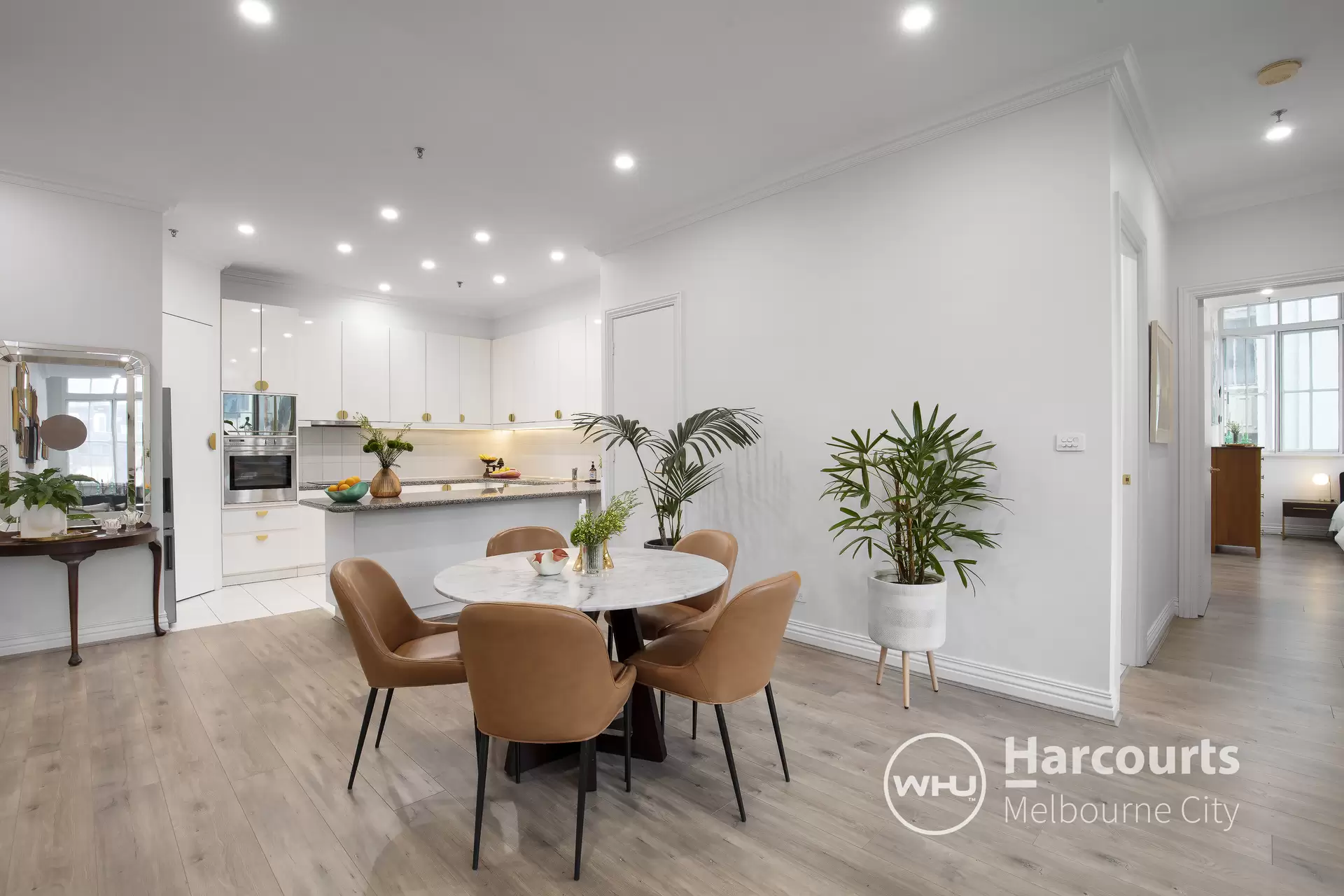 7B/27 Russell Street, Melbourne Sold by Harcourts Melbourne City - image 1