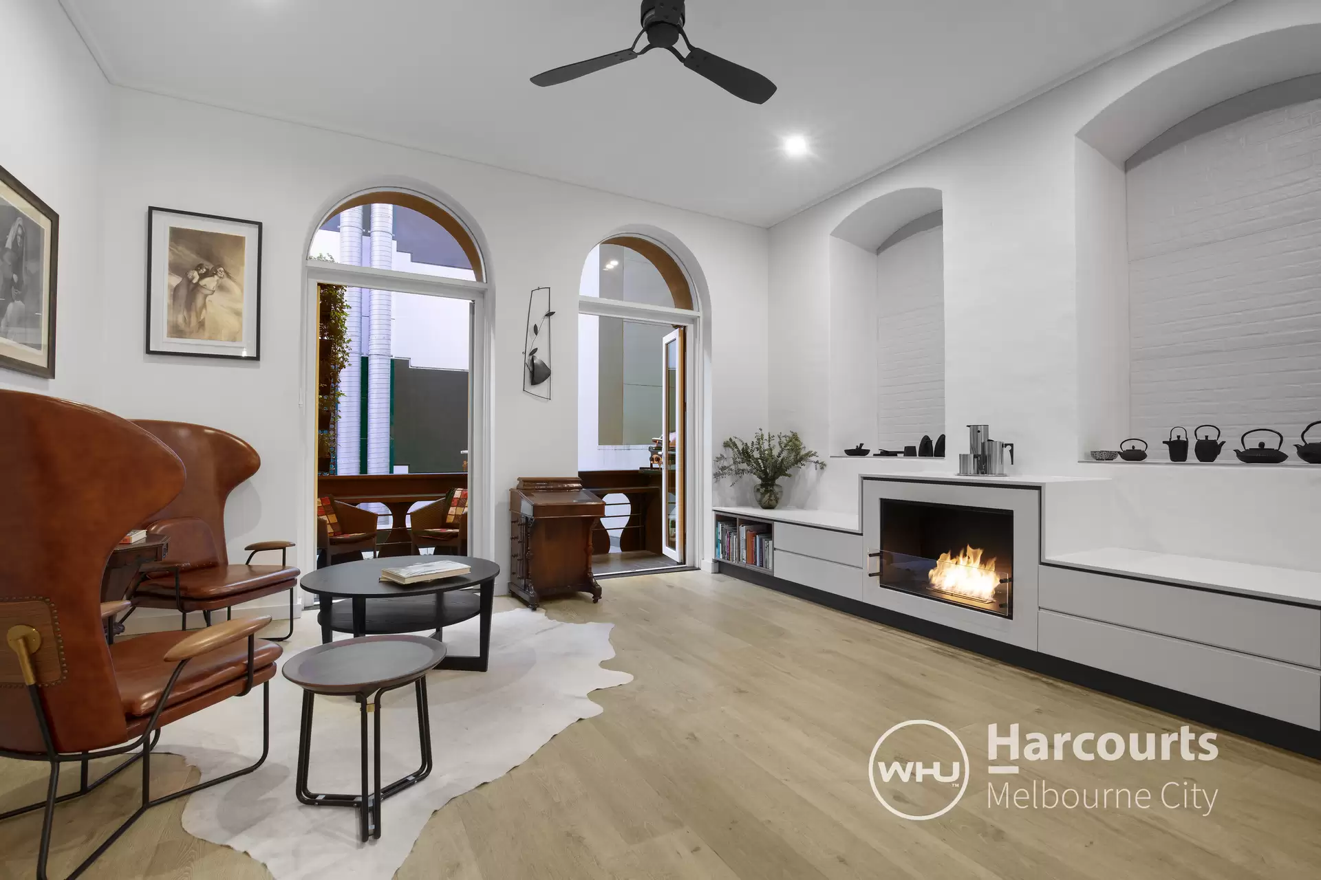 5/192 Little Collins Street, Melbourne Sold by Harcourts Melbourne City - image 1