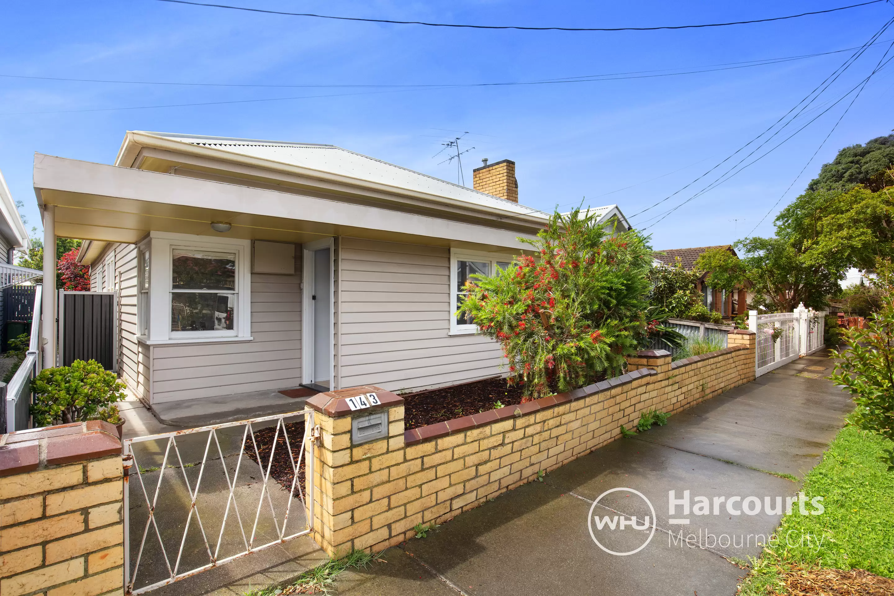 143 Chirnside Street, Kingsville Sold by Harcourts Melbourne City - image 1