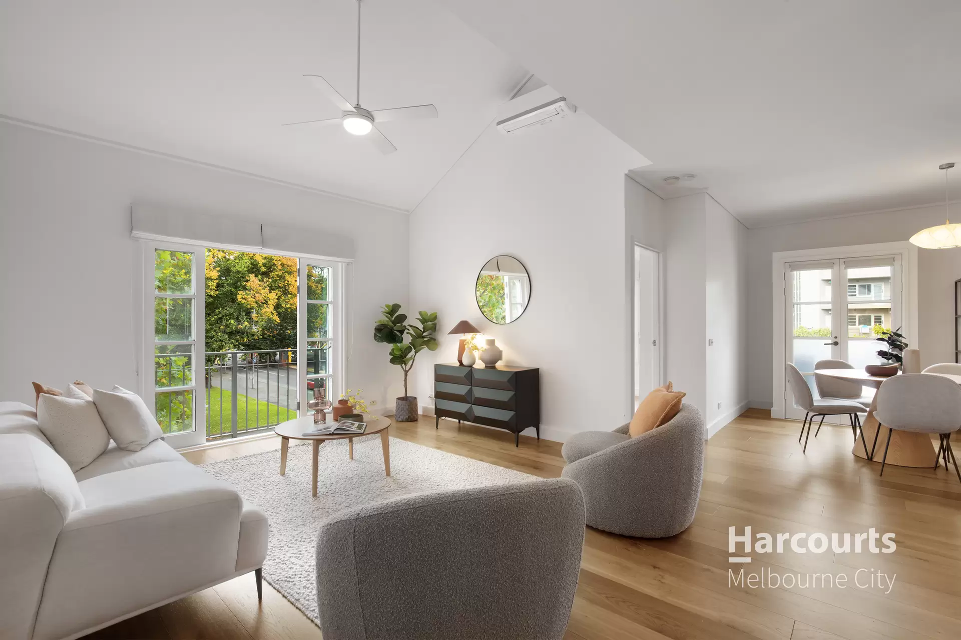 41/201 Wellington Parade South, East Melbourne Sold by Harcourts Melbourne City - image 1