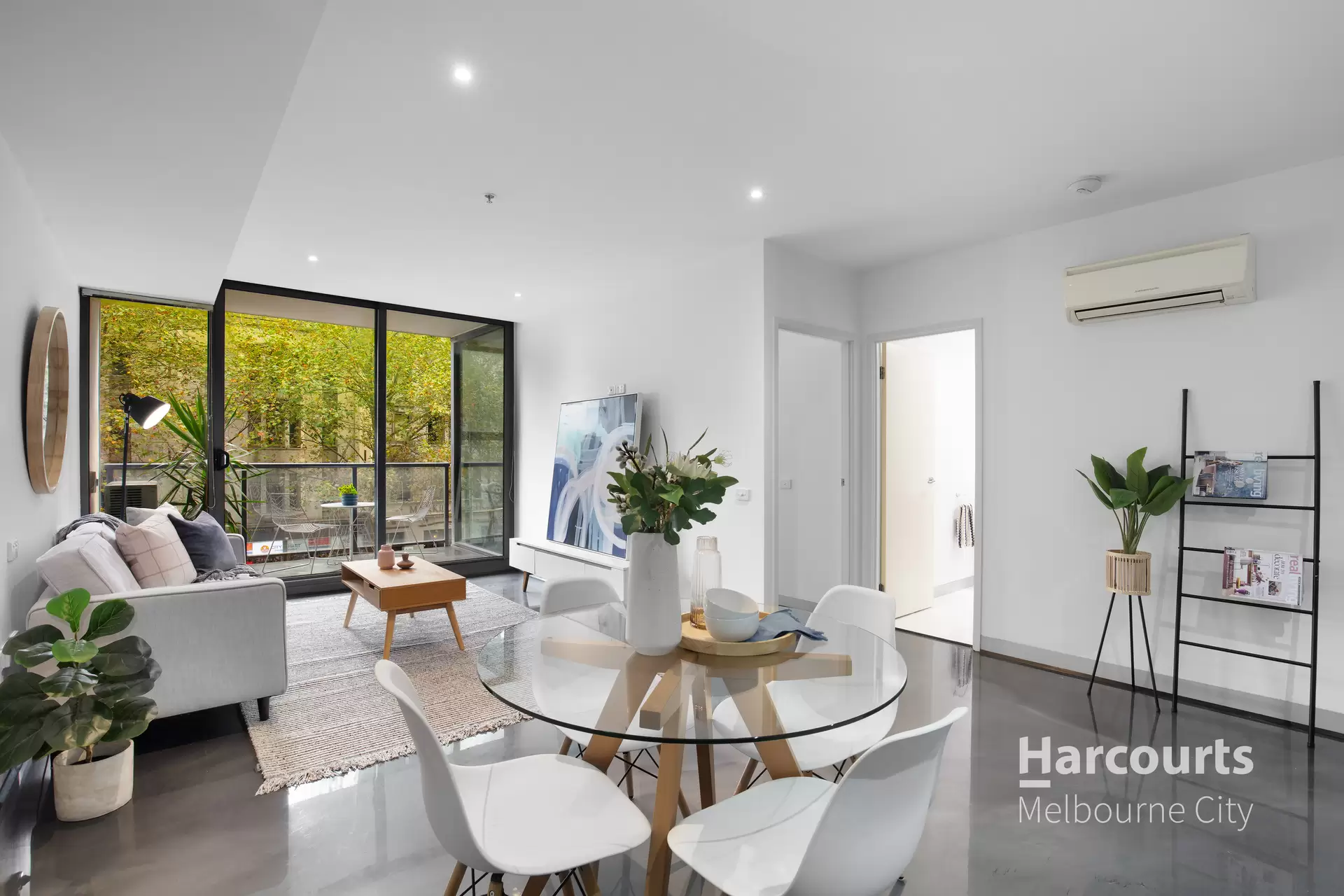 205/565 Flinders Street, Melbourne Sold by Harcourts Melbourne City - image 1