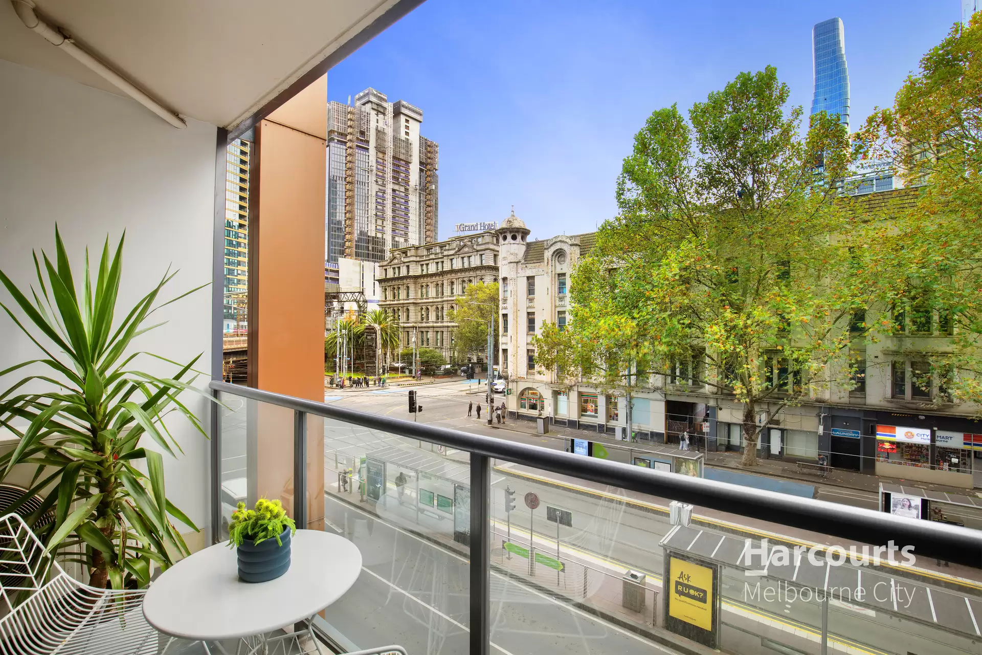 205/565 Flinders Street, Melbourne Sold by Harcourts Melbourne City - image 1