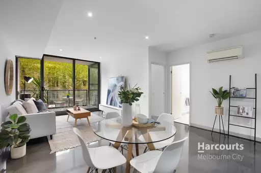 205/565 Flinders Street, Melbourne Sold by Harcourts Melbourne City