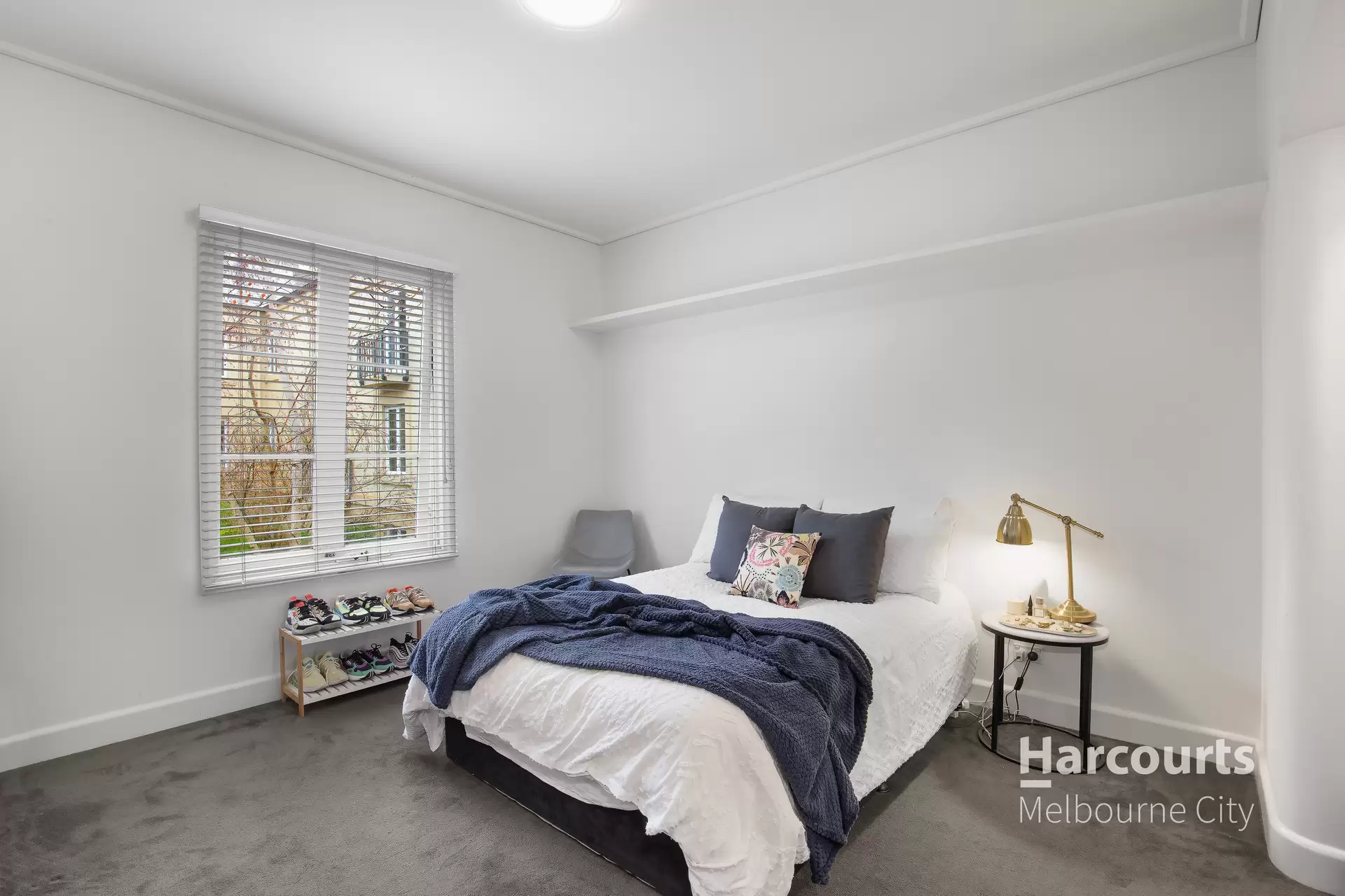 16/201 Wellington Parade South, East Melbourne Sold by Harcourts Melbourne City - image 1