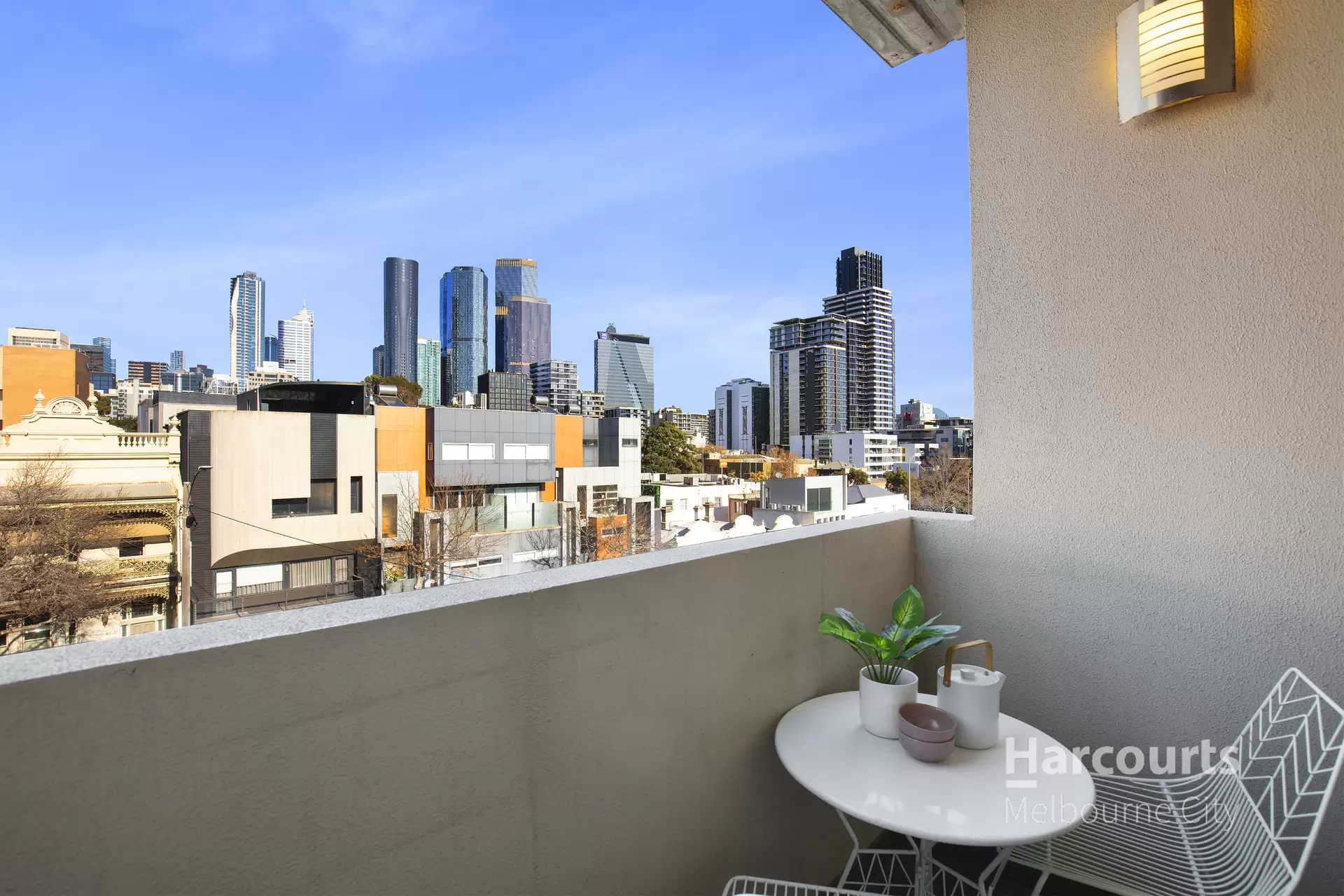 20/50 Rosslyn Street, West Melbourne Sold by Harcourts Melbourne City - image 1