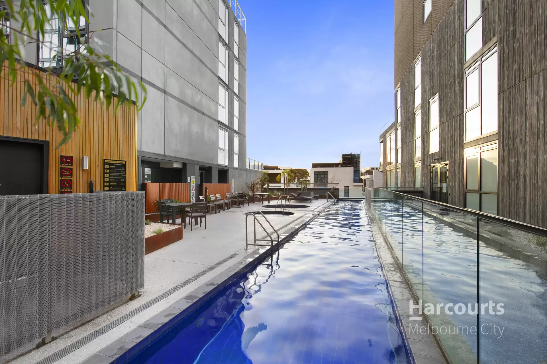 103/10 Wominjeka Walk, West Melbourne Sold by Harcourts Melbourne City - image 1