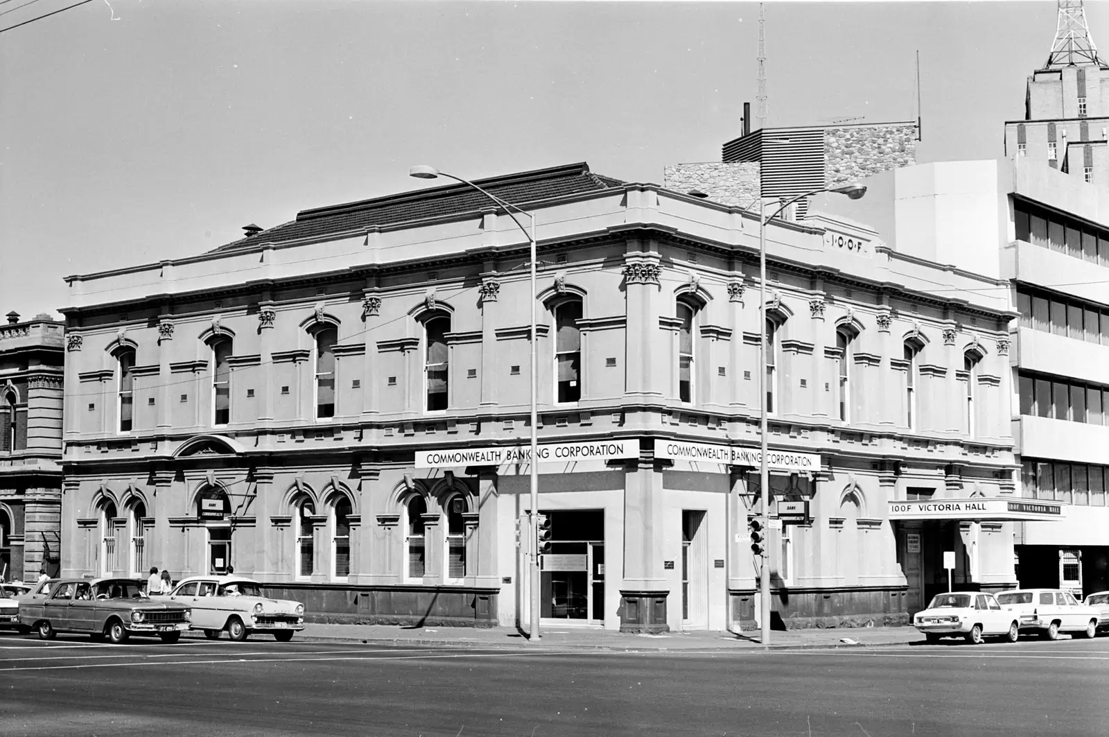 15/390 Russell Street, Melbourne Sold by Harcourts Melbourne City - image 8