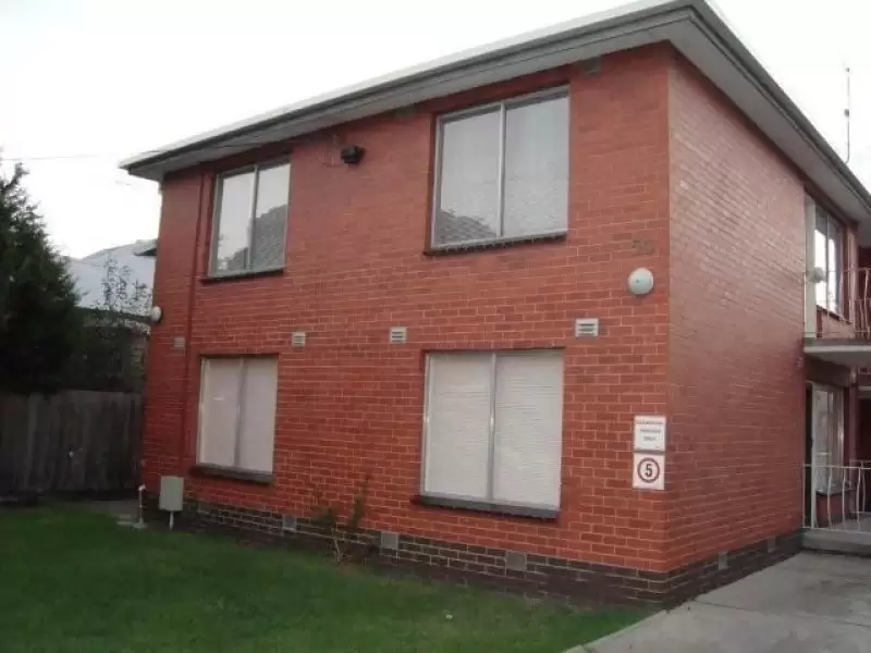 1/50 Kingsville Street, Kingsville Leased by Harcourts Melbourne City - image 2
