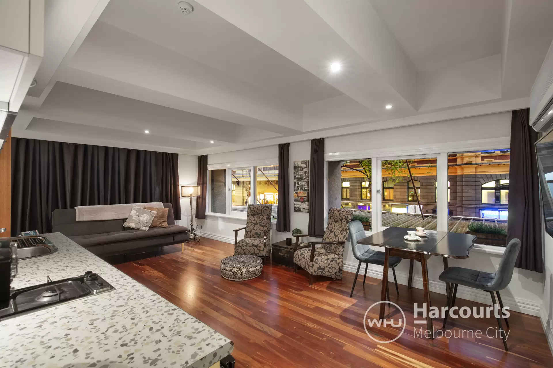 102/296 Flinders Street, Melbourne Sold by Harcourts Melbourne City - image 1