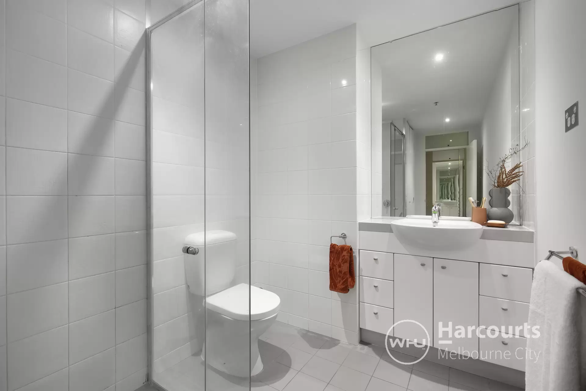 402/422 Collins Street, Melbourne Sold by Harcourts Melbourne City - image 1